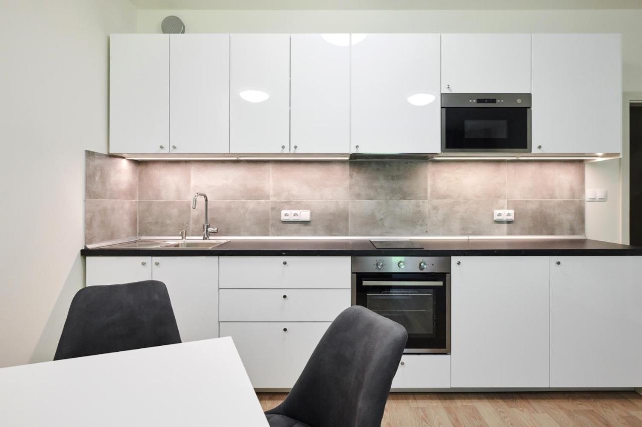 Residence Port Karolina Прага Экстерьер фото