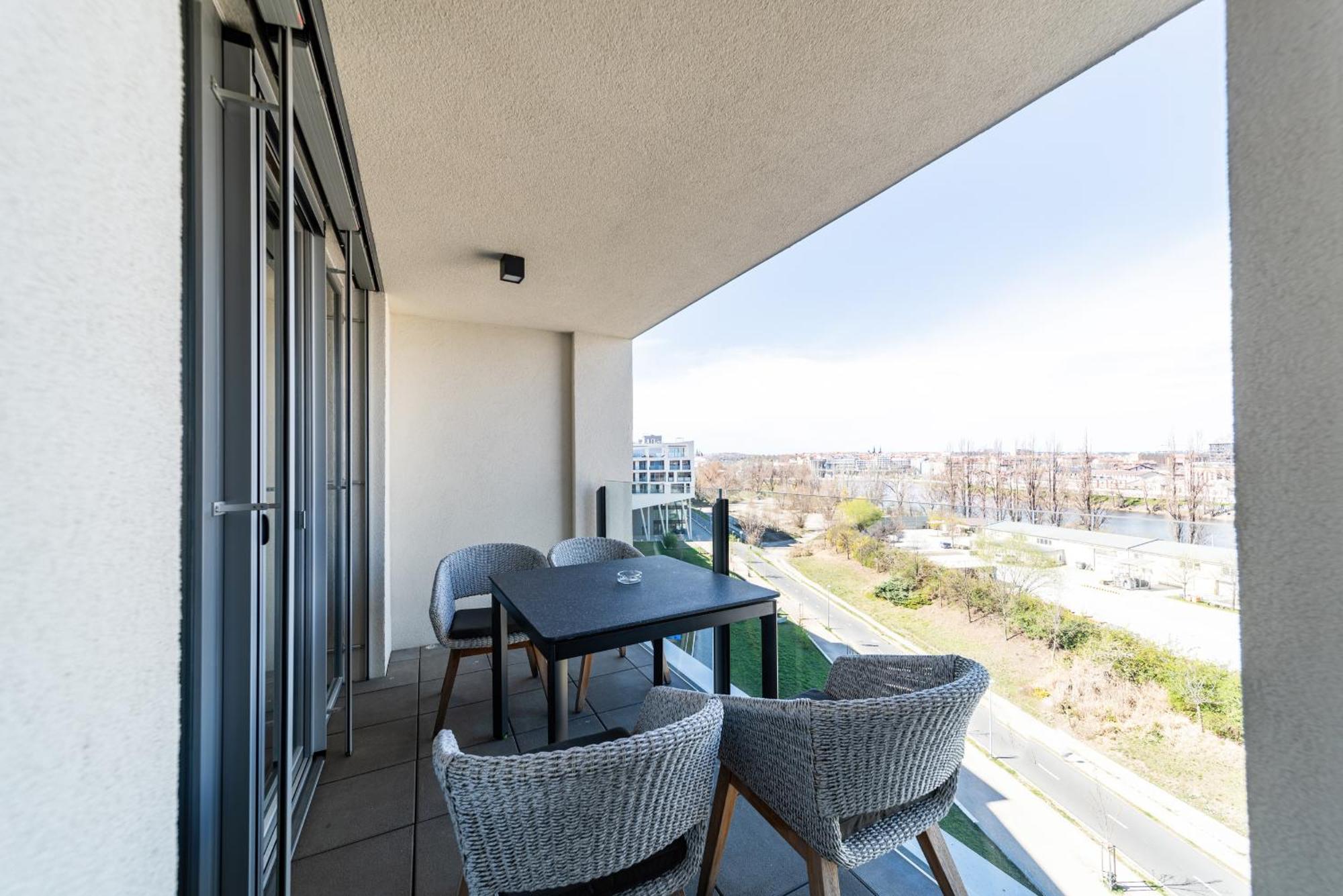 Residence Port Karolina Прага Экстерьер фото